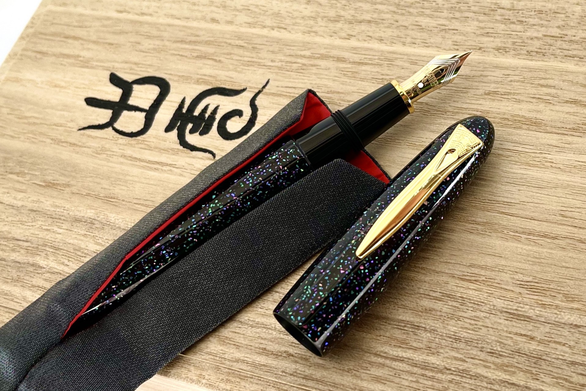 PlatinumIzumoRadenGalaxyFountainPen_F